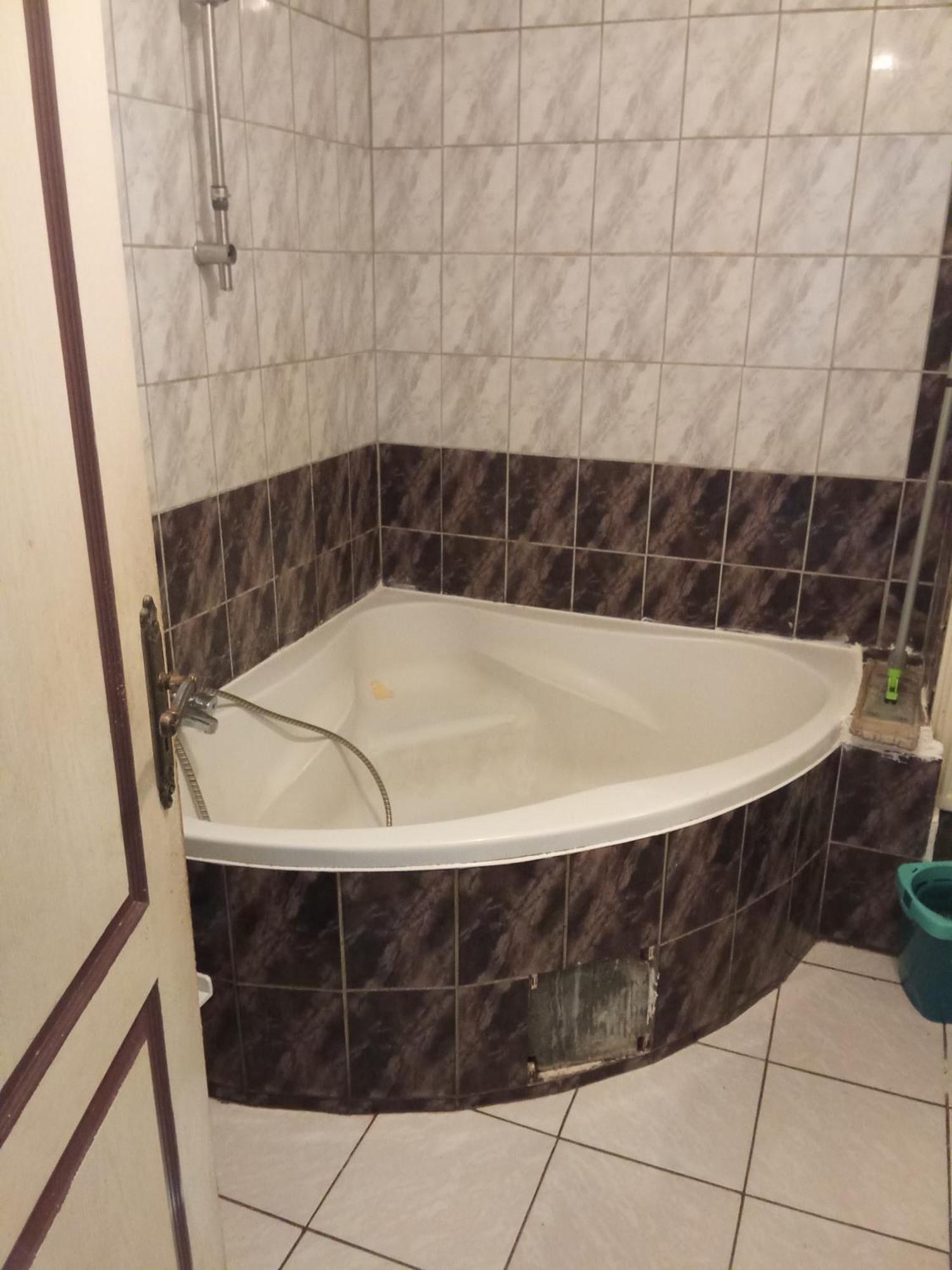 Séjour chez l'habitant Privat In Einer Zu Vermieten *